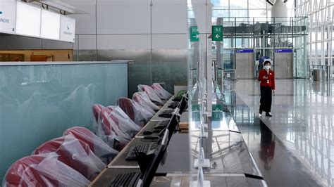 'Gas leak' at Los Angeles airport, 1 person in 'grave condition', 3 in