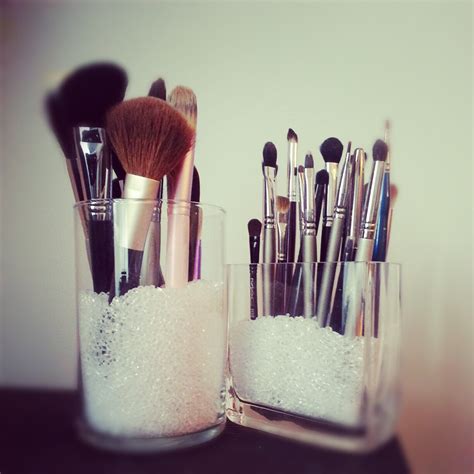 Makeup Brush Holder Beauty 101 Beauty Parler