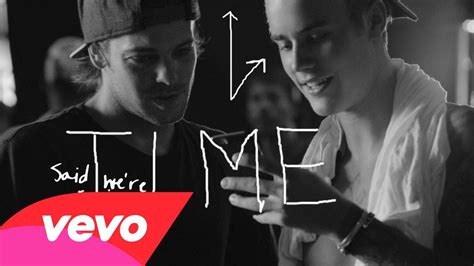 Justin Bieber What Do You Mean Lyric Video Youtube