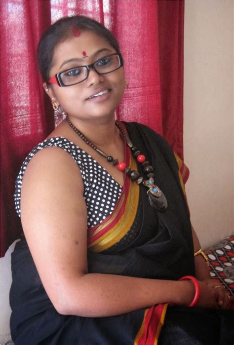 hot bengali boudi and kakima sexy matured kakima and boudi wearing sleeveless blouse