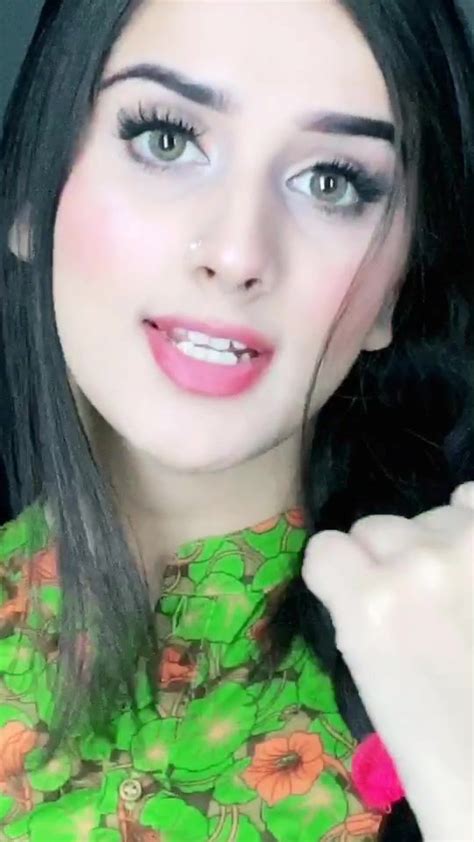 Pin By Zainab Ali On Tik Tok Videos Most Beautiful Bollywood Actress Stylish Girls Photos