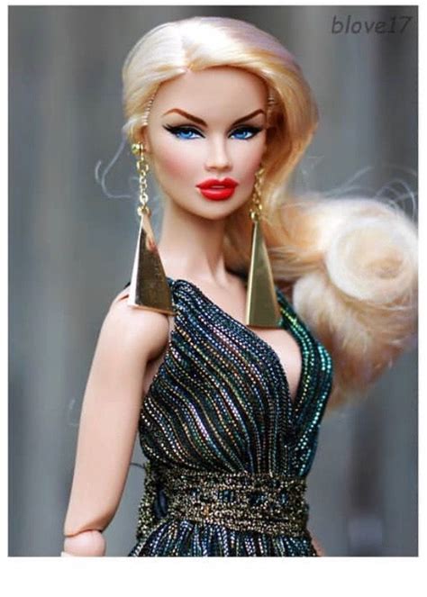 Pin By Susan Hinson On Doll Diaromas Fashion Dolls Barbie Fashion