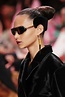 Fendi Beauty: O νέος τρόπος να φορέσετε τη στέκα | VOGUE