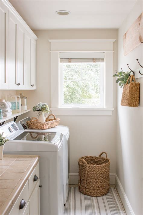 15 Lovely And Functional Laundry Room Ideas Laundry Room Decor Small