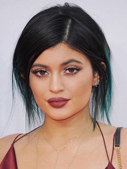 Kylie Jenner Challenge Fans Suck Shot Glasses To Plump Lips For Online
