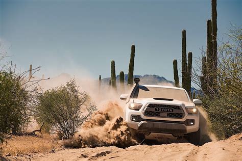 Toyota Trd Pro Off Roaders Take The Stage In Chicago Autoevolution