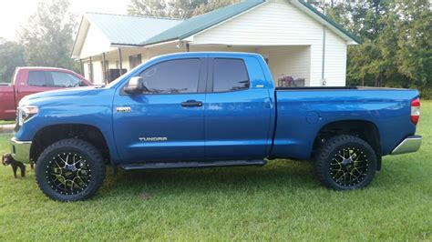 2018 4dr Leveled With 2955520 Toyota Tundra Discussion Forum