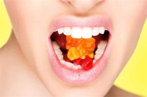 The 5 Halloween Candies Most Likely To Stain Your Teeth Glamour