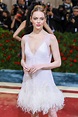 Emma Stone usó el vestido de su boda para la Met Gala 2022 | Vogue