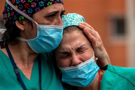 Fotografías Que Reflejan La Crisis Mundial Por La Pandemia Porlavisión