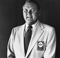Keith Jackson, Voice of College Football, Dies at 89 - The New York Times