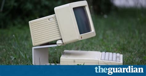 Thirty Years Of The Apple Macintosh In Pictures Technology The
