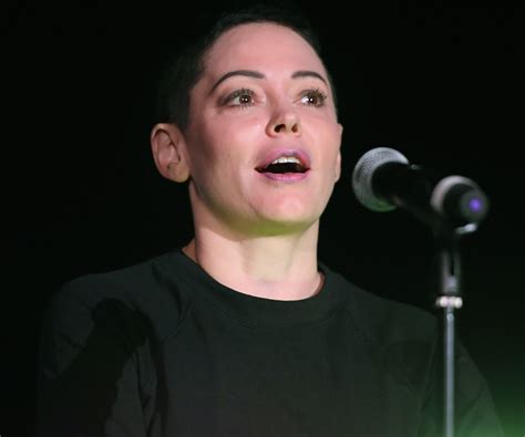 Rose Mcgowan Says Harvey Weinstein Tried To Contact Her