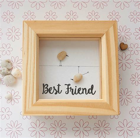 These are perfect as far as best friend gifts go. Best Friend Gift, Pebble Art Friends, Soulmates, Small ...