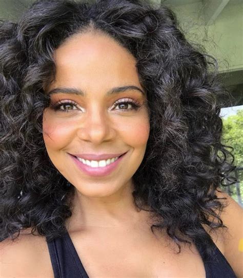 Just Fine For No Reason Sanaa Lathan Woos Fans With This Stunning Selfie