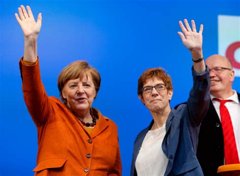 Mini Merkel På Tysk Toppost