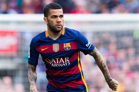 Pep guardiola make lots of good transfers while he was barcelona's coach but transfer of dani. Report: Barcelona full-back Dani Alves to join Juventus on ...