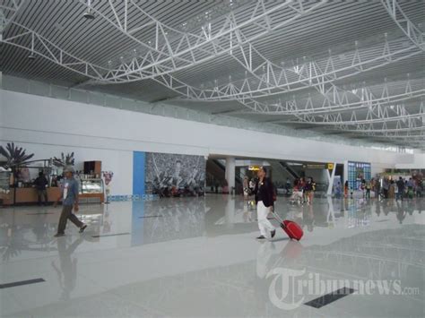 Bandara Internasional Sultan Aji Muhammad Sulaiman Sepinggan Foto 3