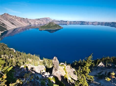 In ages past, our planet was largely covered by massive ice sheets. The 14 Most Beautiful Lakes in the World (See If You Agree ...