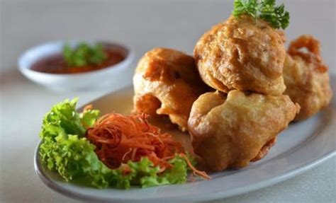 Tahu bakso adalah makanan yang mengkombinasikan adonan bakso dan tahu. Resep Tahu Mercon Goreng Pedas Mantap