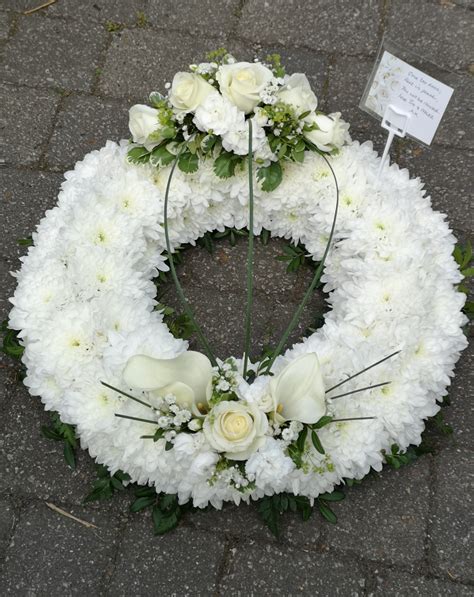 Funeral Wreath All White Flowers Funeral Flower Arrangements