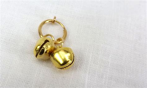 The princess albertina piercing goes through the urethra and exits at the bottom — it doesn't interact with other genital piercings as it rests between the inner labia. Gold non piercing clit ring, labia jewelry, gold ring and ...