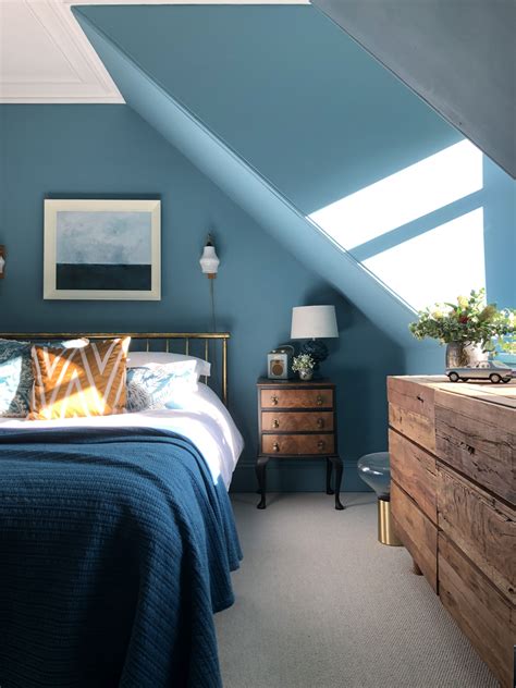 Simple rooms that use polka dot design twists to look adorable. Blue bedroom walls in Polka Dot by earthborn paints. Full ...