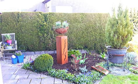 Toller Blickpunkt Im Garten Rost Vintage Plants Vintage Amazing Lawn And Garden Plant