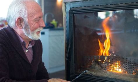 Warm Home Discount Pensioners Could Slash £140 Off Energy Bills In