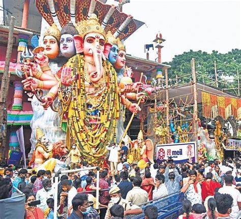 traffic restrictions altered metro schedule for ganesha idol immersion final day in hyderabad