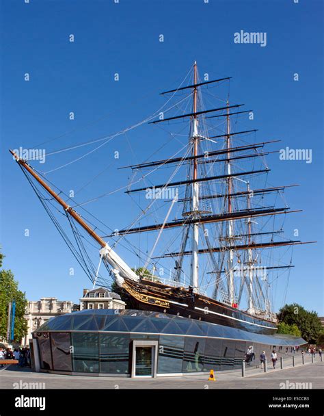 the cutty sark the most famous of the clipper sailing ships bringing tea to victorian britain