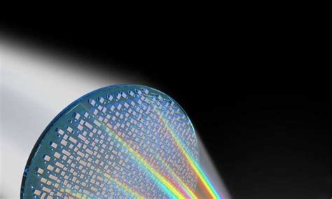 Delivering Vr In Perfect Focus With Nanostructure Meta Lenses