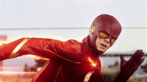 The Flash 4x02 Barry And Iris Moments Part 1 Youtube