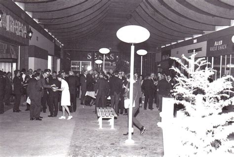 Auburn Mall Opening Early 1971 Vintage Mall Mall Stores Silicon