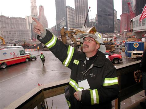 Fdny Chaplain Who Consoled Firefighters After 911 Dies Of Cancer Tied