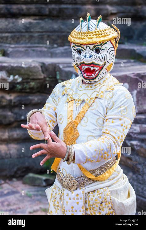 Cambodian Apsara Dancer In Angkor Wat Siem Reap Cambodia Stock Photo