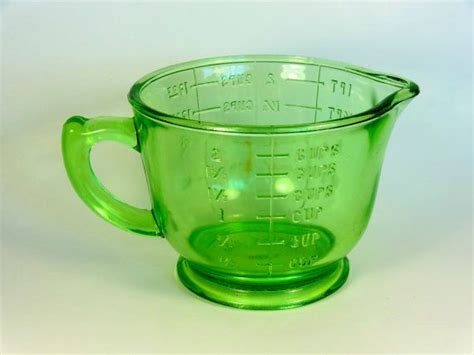 Vintage Green Depression Glass Measurement And Mixing Cup