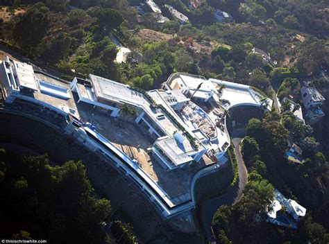 Los angeles has tried to limit the . This $500 million LA 'gigamansion' has 20 bedrooms | Daily ...
