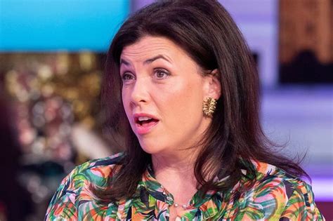 Kirstie Allsopp Swallows Airpod By Mistake But Reassures Fans Shes