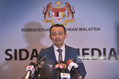 Ceramah perpaduan ummah parlimen hulu langat 20 dis 2019 penceramah : Pendidikan adalah isu Persekutuan, jawab Maszlee