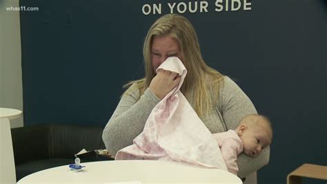 Breastfeeding Mother Who Was Told To Cover Up Now Suing Texas Roadhouse