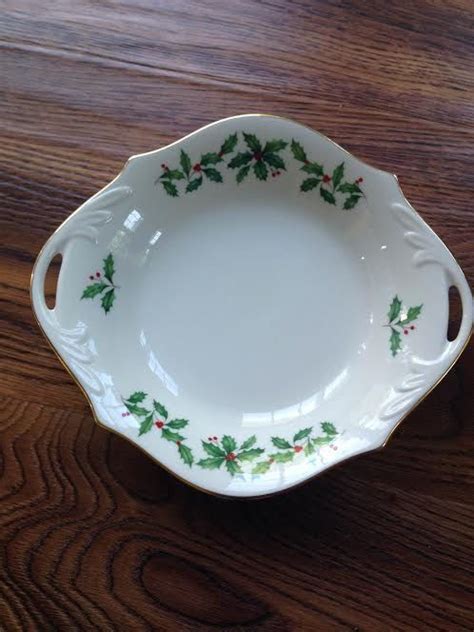 Lenox Christmas Im Collecting Various Pieces Of This Design Classic