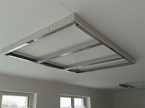 Je nach deckenbeschaffenheit gibt es verschiedene methoden eine decke abzuhängen und zu verkleiden. abgehängte decke küche - Google-Suche | Beleuchtungsideen ...
