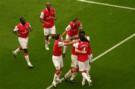 Sementara itu in a sentence and translation of sementara itu in english dictionary with audio pronunciation by dictionarist.com. Persinggahan Sementara Itu Bernama Arsenal | Viriya Singgih