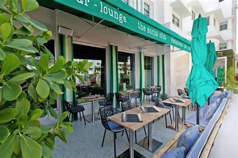 I made a reservation ahead of time but for whatever reason, my reservation didn't appear for the staff. The Social Club - Surfcomber South Beach | Urban Dining Guide