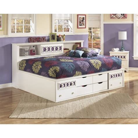 Some may think that a captain's bed design is generally for children or youth. Signature Design by Ashley Zayley Twin/Full Captain Bed ...
