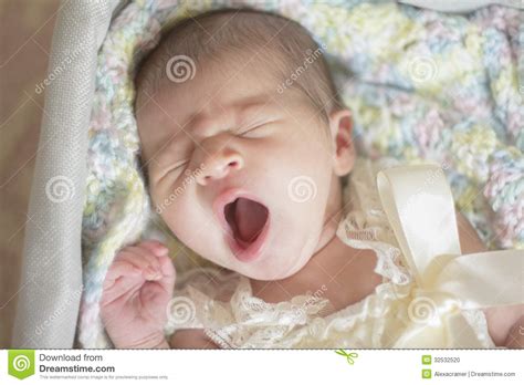 Yawning Baby Stock Photo Image Of Youth Girl Yawning 32532520