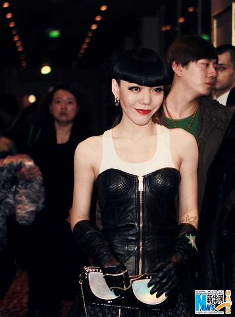 singer wu mochou in paris for fashion week china entertainment news