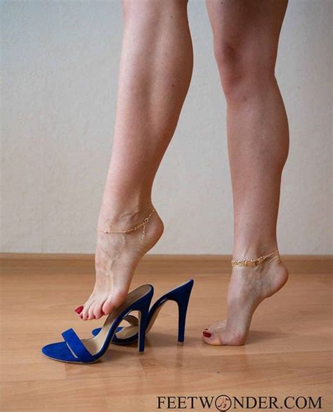 Sexy Feet Videos And Pics On Twitter Sapato Alto Feminino Saltos