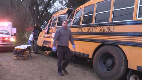 Photos Deadly School Bus Crash Leaves A 5 Year Old Girl Dead Several